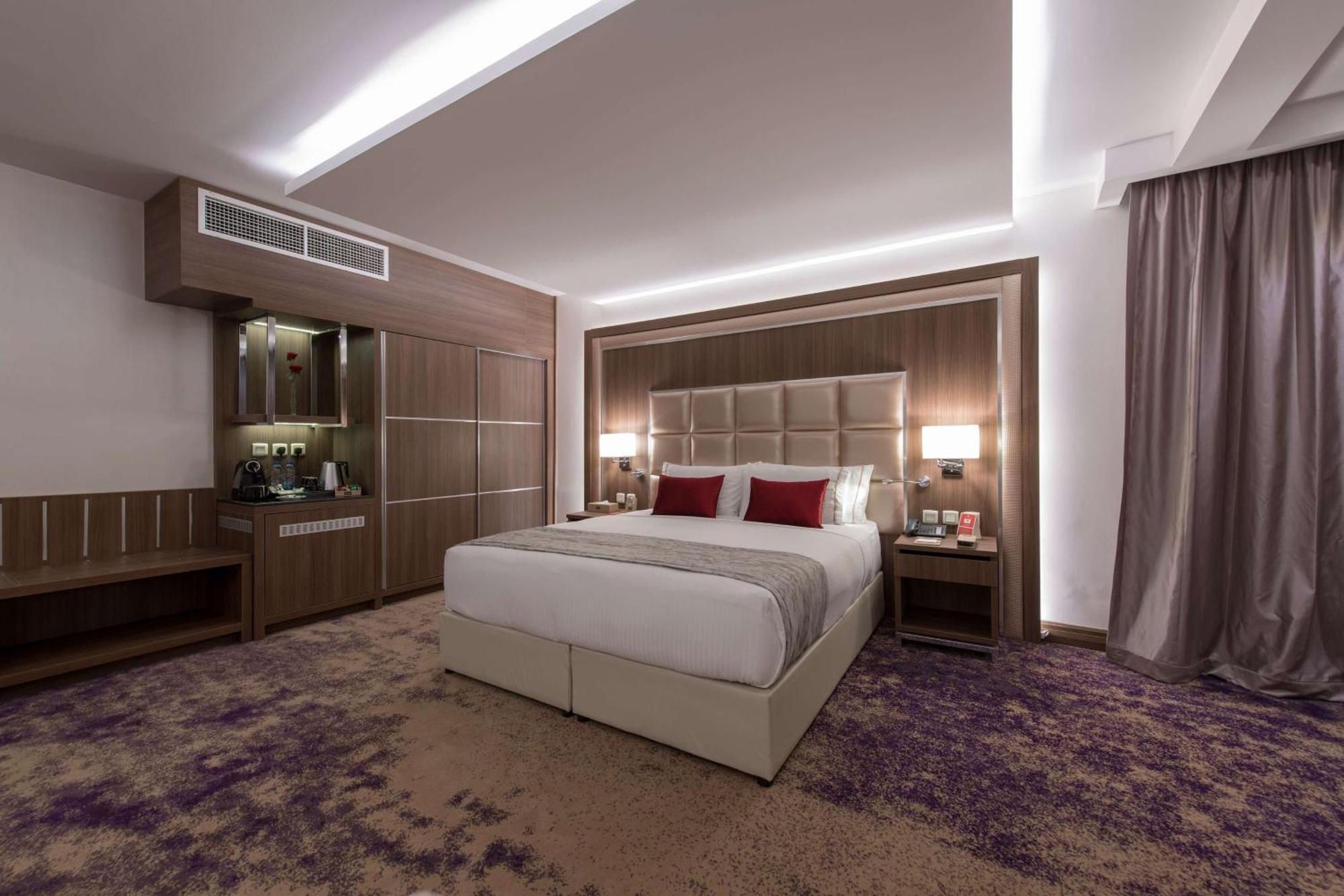 Готель Ramada By Wyndham Continental Джидда Екстер'єр фото